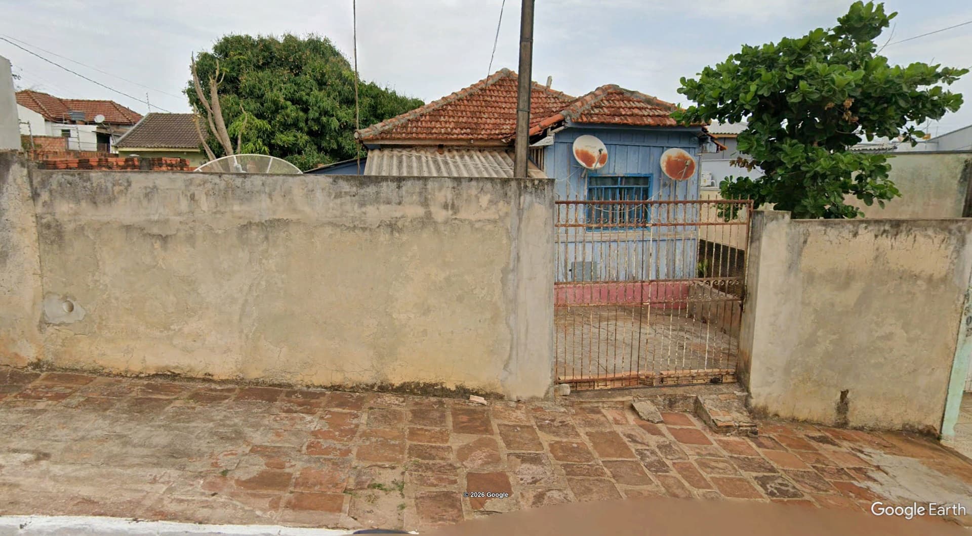 Imóvel c/ 220m² em Santo Antônio da Platina/PR - leilão judicial - Não informado BR - lance mínimo R$ 120.934