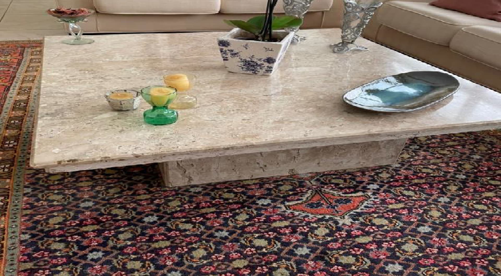 01 mesa de centro de mármore - leilão judicial - Não informado BR - lance mínimo R$ 902