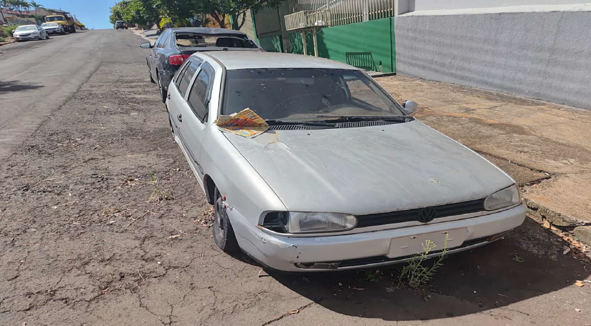 Sucata - VW Gol 16v, 99/99 em São João do Ivaí/PR - leilão judicial - Não informado BR - lance mínimo R$ 0