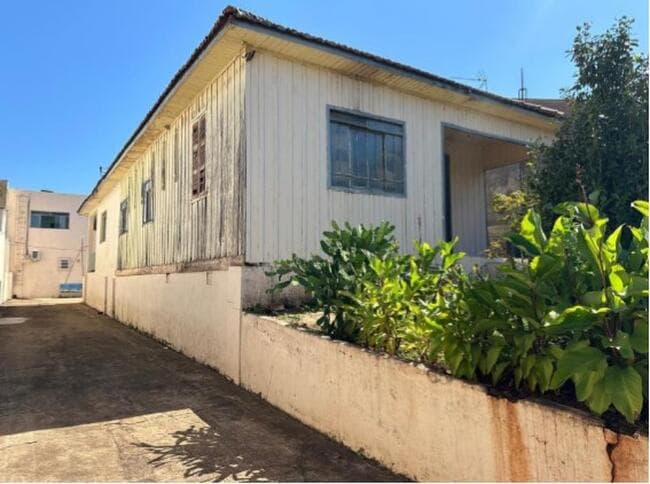 Imóvel - Assaí/Pr. - leilão judicial - Serviço de Registro de Imóveis de Assaí PR - lance mínimo R$ 250.000