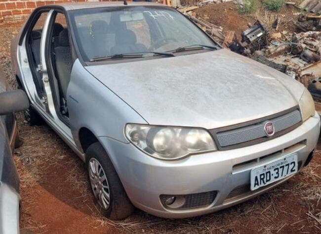 SUCATA - VEÍCULO FIAT/SIENNA - leilão judicial - Não informado BR - lance mínimo R$ 500