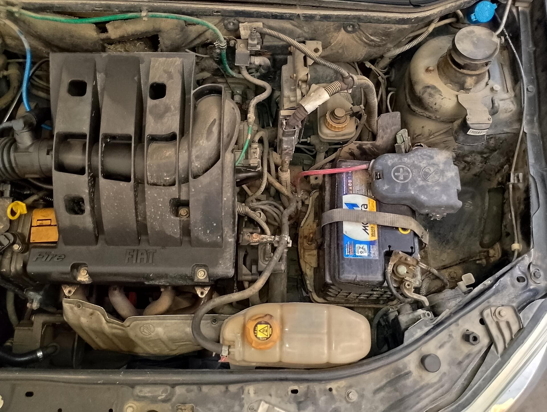 FIAT/PALIO ELX FLEX - 2010/2010 | BICOMBUSTIVEL - leilão extrajudicial - Bayeux PB - lance mínimo R$ 12.600