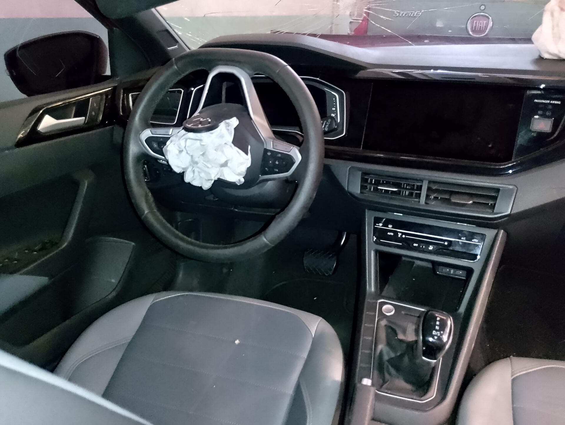 (SUCATA) VW/NIVUS HL TSI - 2023/2023 - leilão extrajudicial - Bayeux PB - lance mínimo R$ 14.400