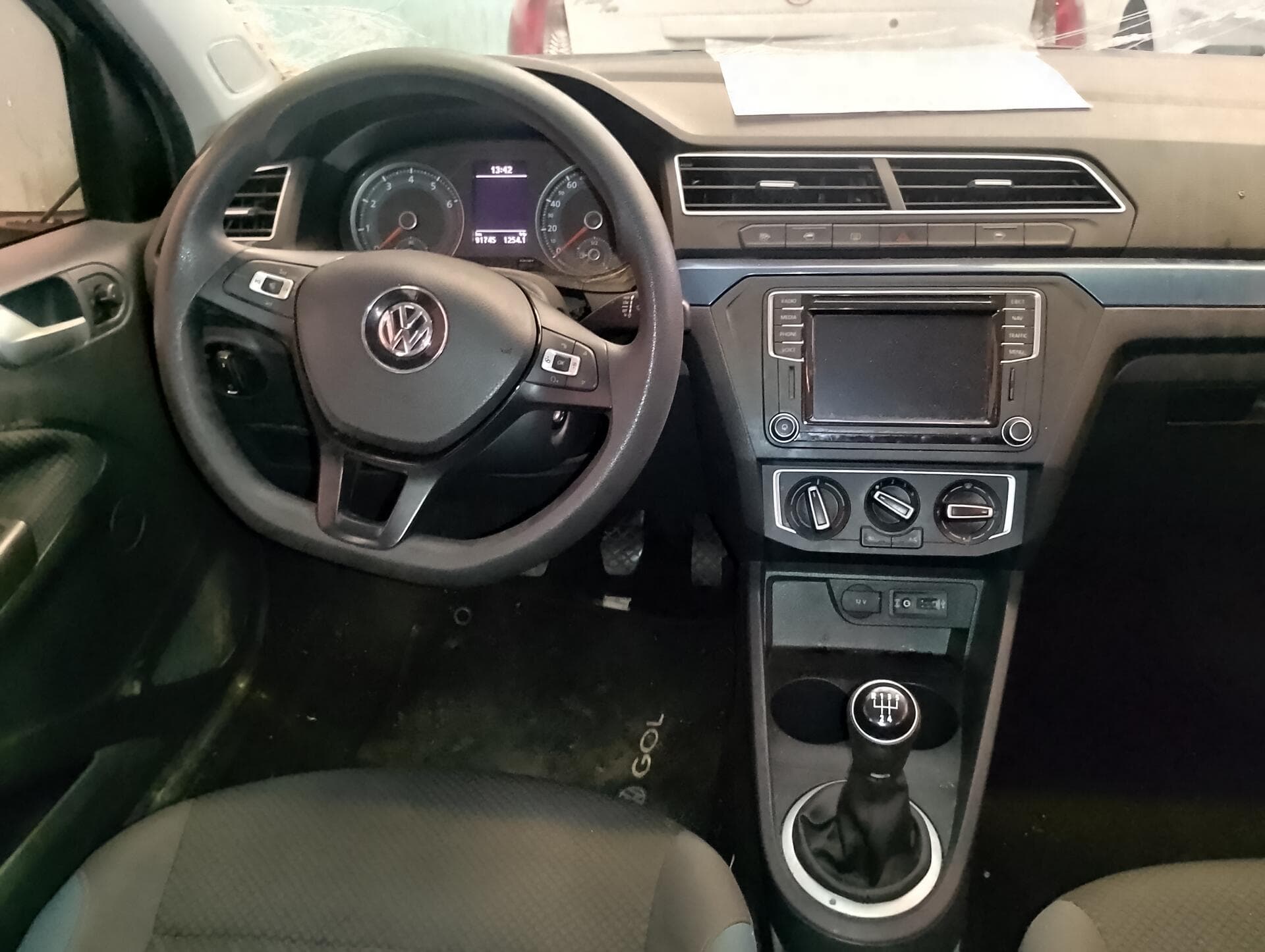 VW/NOVO GOL CL MCV - 2016/2017 - leilão extrajudicial - Bayeux PB - lance mínimo R$ 18.900