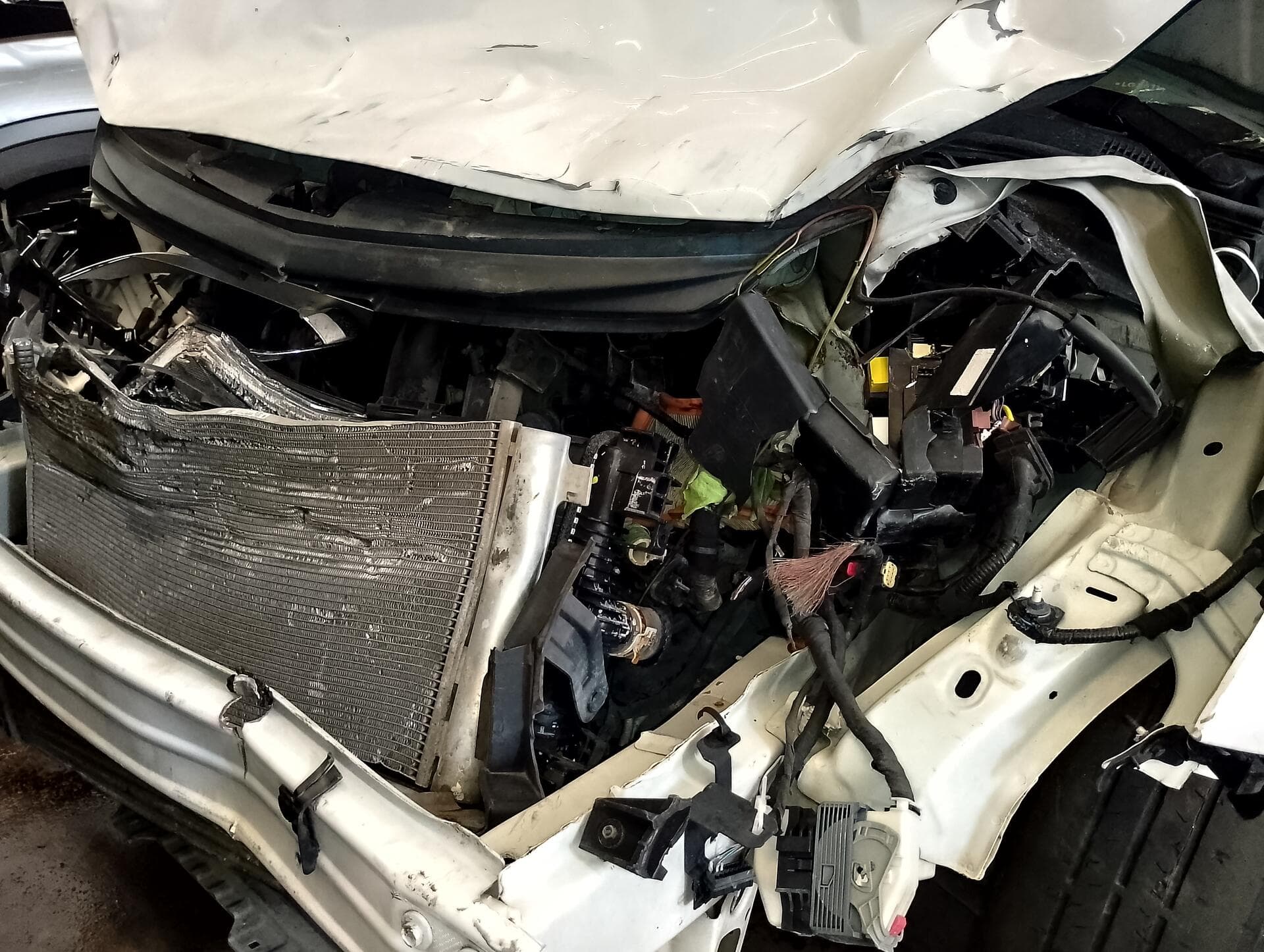 CHEV/ONIX PLUS 10TAT LT1 - 2020/2020 - leilão extrajudicial - Bayeux PB - lance mínimo R$ 17.100