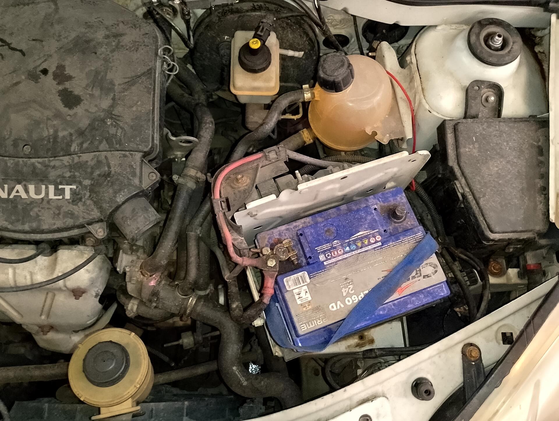 RENAULT/SANDERO PRI 16 - 2009/2009 - leilão extrajudicial - Bayeux PB - lance mínimo R$ 12.900