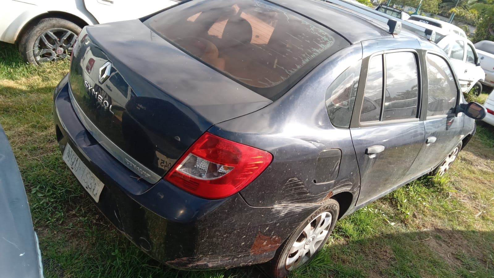 RENAULT/SYMBOL EXPR 16 - 2009 - leilão extrajudicial - Bayeux PB - lance mínimo R$ 2.000