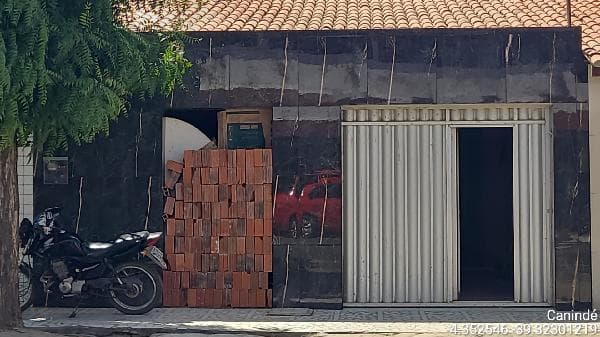 Um imóvel do tipo Casa, Localizado em AVLUCIANO MAGALHAES, N. 1731 CANINDE-CE - leilão extrajudicial - Não informado PB - lance mínimo R$ 146.000