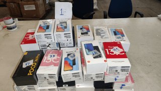 Lote 1 - (1X) Smartphone Xiaomi Redmi 10C, Ocean Blue, 128Gb, China; Imei 866479069473683... - leilão extrajudicial - Não informado BR - lance mínimo R$ 114.000